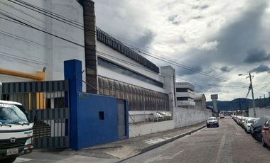 Venta o Alquiler 8700 m² Bodegas Oficinas Quito, Av Galo Plaza Panamericana Norte