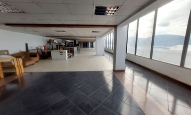 Venta o Alquiler 8700 m² Bodegas Oficinas Quito, Av Galo Plaza Panamericana Norte