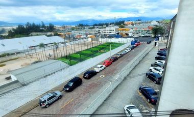 Venta o Alquiler 8700 m² Bodegas Oficinas Quito, Av Galo Plaza Panamericana Norte
