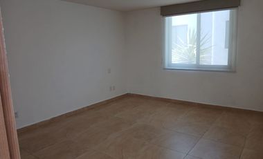 RENTO CASA EN CONDOMINIO AMARA FRACC ALTOS JURIQUILLA