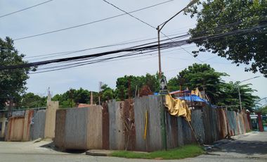 On Going Construction Townhouse for Sale in Sucat Paranaque 3 Bedrooms - JB