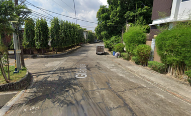 Residential House and Lot in Malabon City For Sale