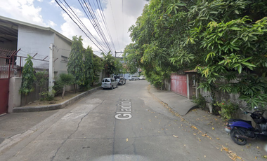 Residential House and Lot in Malabon City For Sale