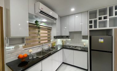 FOR SALE NEWLY BUILT FURNISHED TOWNHOUSE UNITS IN PAMPANGA NEAR VISTA MALL OR WALTERMART