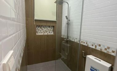 FOR SALE NEWLY BUILT FURNISHED TOWNHOUSE UNITS IN PAMPANGA NEAR VISTA MALL OR WALTERMART