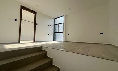 Casa en Venta con Estilo y Espacio – Vive en la Av. 5 de Junio