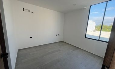 Casa en Venta con Estilo y Espacio – Vive en la Av. 5 de Junio