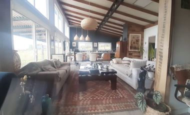 OPORTUNIDAD Preciosa casa vendemos 5 D 3B  vista Lago y Volcanes