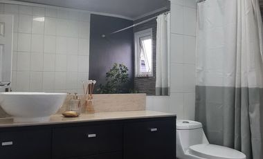 OPORTUNIDAD Preciosa casa vendemos 5 D 3B  vista Lago y Volcanes