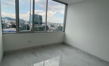 Suite de venta en Torre Milenium