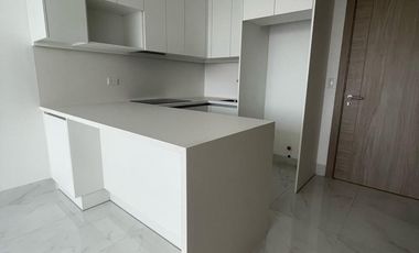 Suite de venta en Torre Milenium