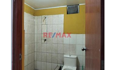 Venta de Casa De 2 Pisos En San Juan De Miraflores