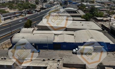Se vende bodega comercial sobre boulevard Adolfo lopez mateos