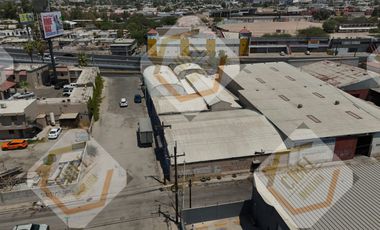 Se vende bodega comercial sobre boulevard Adolfo lopez mateos