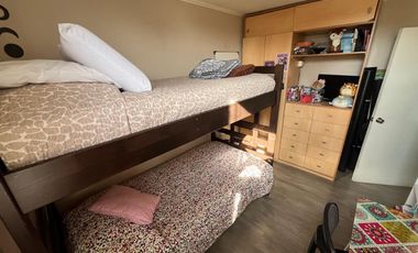 Depto Remodelado en Av. Los Militares, Las Condes.