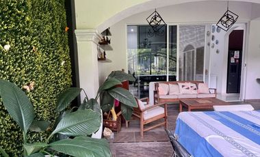 Casa Residencial coto exclusivo Parque Royal Colima Zona Norte