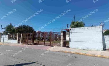 Casa en conjunto cerrado en los Álamos 3 Melchor Ocampo