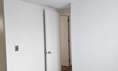 IMPECABLE DEPTO. UBICADO EN CARMEN MENA 877 SAN MIGUEL, SOLO LLEGUE A VIVIR VALOR CONVERSABLE