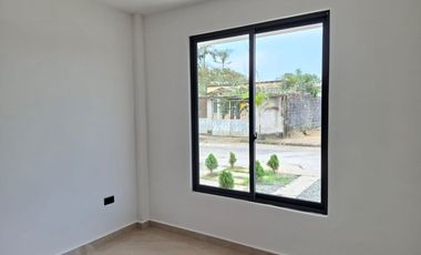 VENTA DE CASA EN URB. TIERRA AMIGA