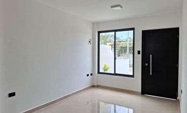 VENTA DE CASA EN URB. TIERRA AMIGA