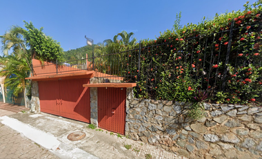 CASA A LA VENTA EN IXTAPA ZIHUATANEJO, GUERRERO, REMATE ADJUDICADO
