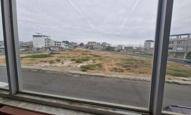 casa comercial de venta en manta zona norte