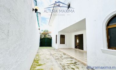 Casa en Renta Zona Virreyes Coto Ibiza Zapopan