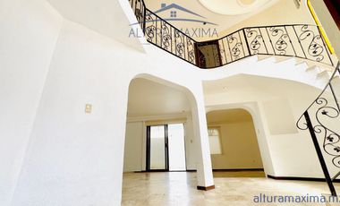 Casa en Renta Zona Virreyes Coto Ibiza Zapopan