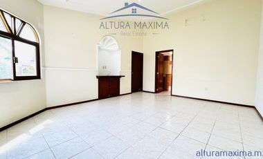 Casa en Renta Zona Virreyes Coto Ibiza Zapopan