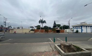 terreno de alquiler en avenida 113 manta