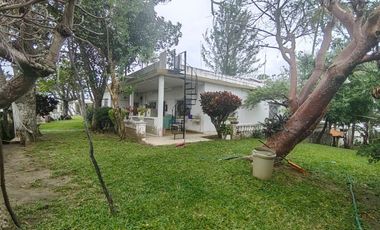 En Venta Amplio Terreno con Casa