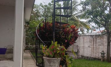 En Venta Amplio Terreno con Casa