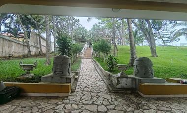 En Venta Amplio Terreno con Casa