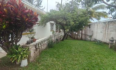 En Venta Amplio Terreno con Casa