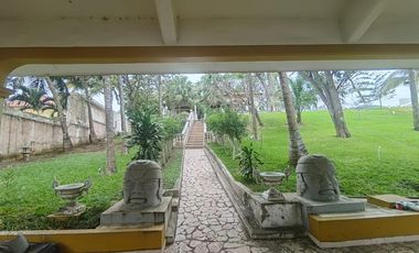 En Venta Amplio Terreno con Casa