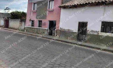 De Venta casa antigua de Campo con terreno