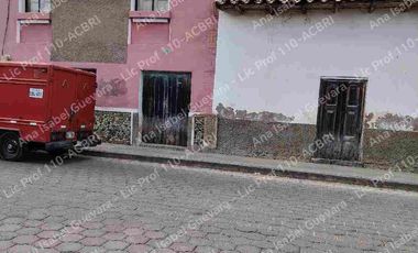 De Venta casa antigua de Campo con terreno