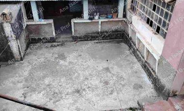 De Venta casa antigua de Campo con terreno