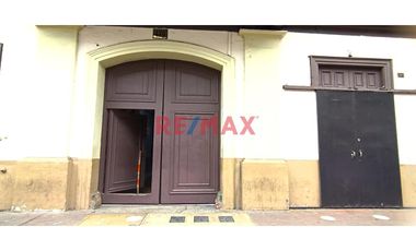 Local Comercial En La Av Abancay !!!