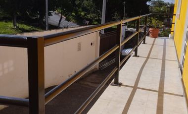 SE RENTA VILLA EN LAS BRISAS CUERNAVACA