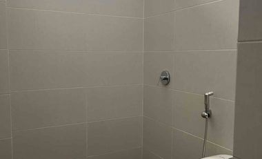 vendo muy amplio y funcional departamento de 3 dormitorios