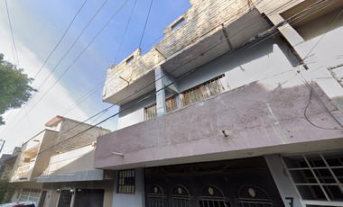 CASA EN VENTA  CON EXCELENTE EN UBUCACION,CADIZ NUM 71 LTE 22, MZA 1 SECCION A, FRACC VALENCIA 2A SECC CP 59610	MICHOACAN	ZAMORA