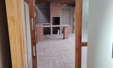 LINDA CASA EN VILLA CERRADA