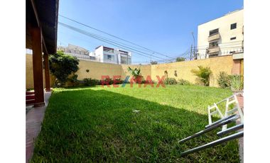 🔹 ¡Oportunidad Única! Venta De Local Comercial Puerta A Calle En Galería Central 🔹