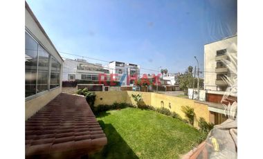 🔹 ¡Oportunidad Única! Venta De Local Comercial Puerta A Calle En Galería Central 🔹