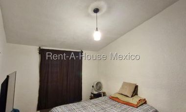 Vendo planta alta de duplex valles del parque 2 recamaras 1 baño 1 auto