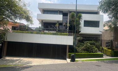 Casa en Renta en Bosques de las Lomas