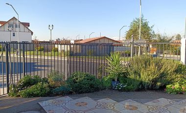 Amplio hogar en sector residencian en la comuna de Padre Hurtado