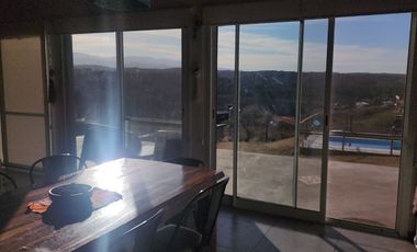 Se vende hermosa casa en Potrero de Garay, con inmejorables vistas a las Altas cumbres y pinares- 799