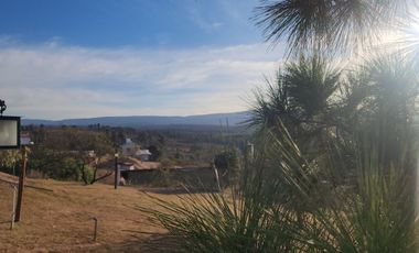 Se vende hermosa casa en Potrero de Garay, con inmejorables vistas a las Altas cumbres y pinares- 799